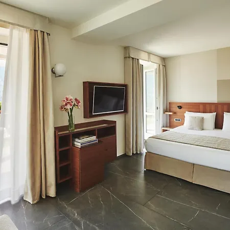 Отель Belvedere 4*